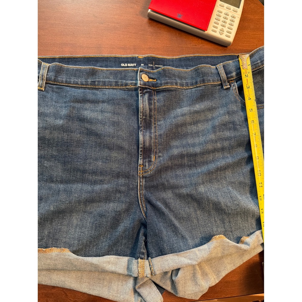 Old Navy Womens Plus Size 26 Mid-Rise Denim Shorts Cuffed Medium Wash Blue